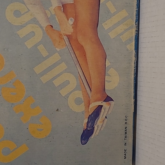 Vintage Exerciser in Original Box - Picture 3 of 16